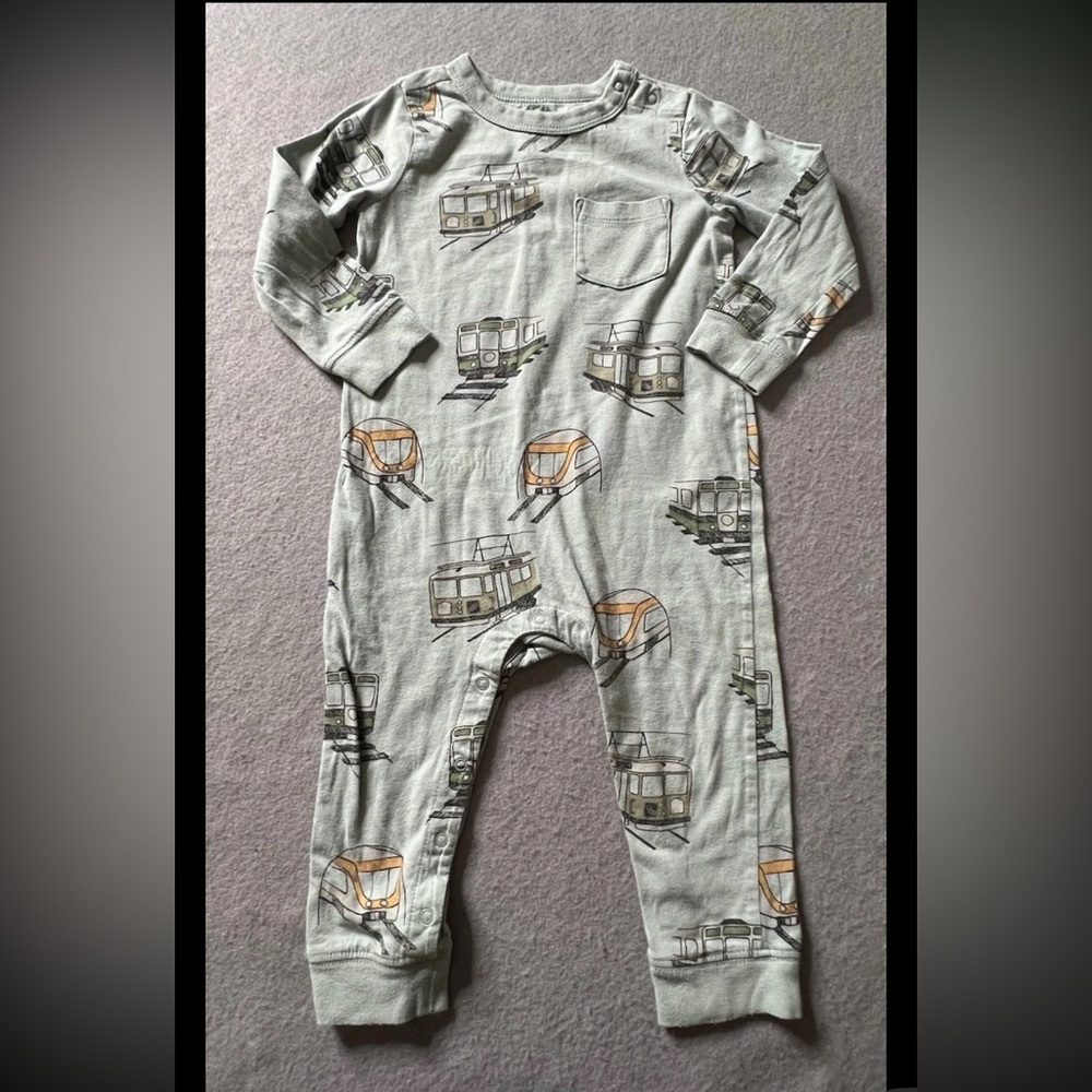 Tea Collection Jumpsuit Boys 18-24 Months Snap-up Green Trains Preppy Modern